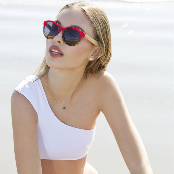 AUGUST SUNGLASSES (Red to Honey Tortoise / Smoke / Natural Bamboo)